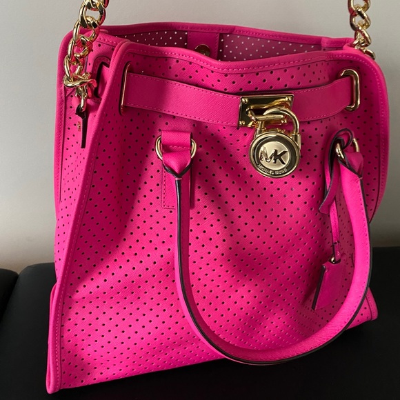 MK 2013 limited edition summer handbag - Picture 1 of 5